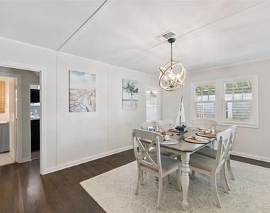 109 N Peninsula Avenue - Photo Thumbnail 5