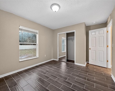 835 Lancaster Avenue - Photo Thumbnail 10