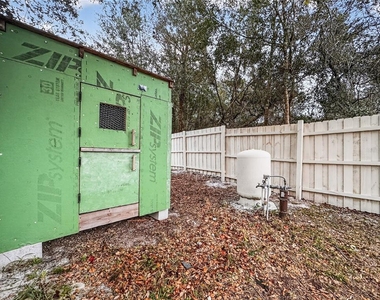 835 Lancaster Avenue - Photo Thumbnail 13