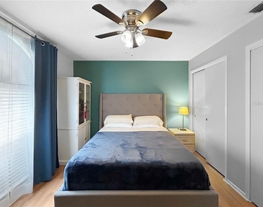 3228 Running Bear Way - Photo Thumbnail 16