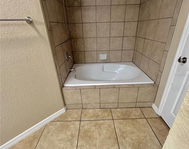 3280 Soho Street - Photo Thumbnail 19