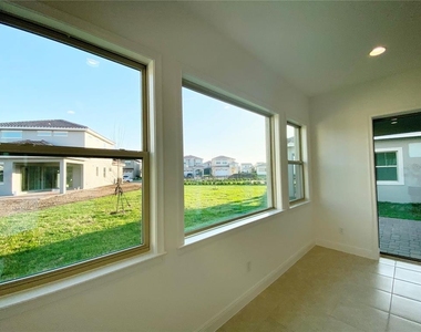 13270 Bromborough Drive - Photo Thumbnail 10