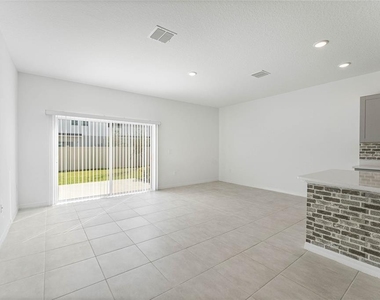 1281 Axel Graeson Avenue - Photo Thumbnail 3