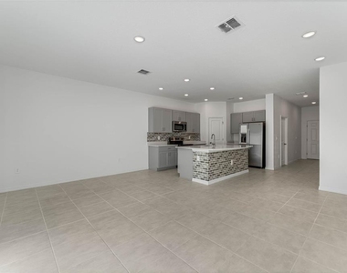 1281 Axel Graeson Avenue - Photo Thumbnail 1