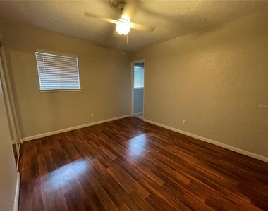 710 Raymond Circle - Photo Thumbnail 8