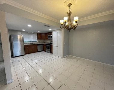 710 Raymond Circle - Photo Thumbnail 2