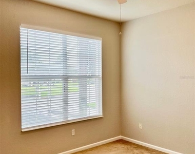 3000 Laurel Park Lane - Photo Thumbnail 12