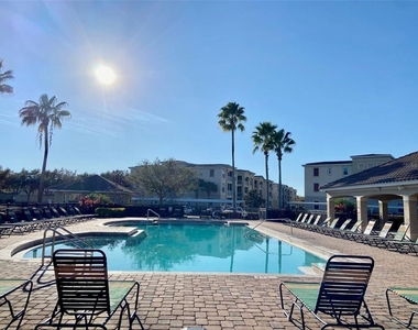 3000 Laurel Park Lane - Photo Thumbnail 18