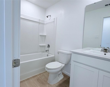 886 Lynx Street - Photo Thumbnail 22