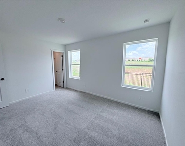 886 Lynx Street - Photo Thumbnail 16
