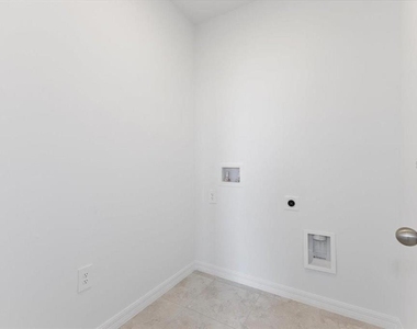 1361 Current Place - Photo Thumbnail 13