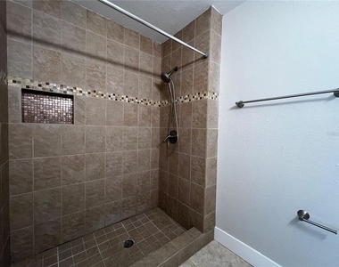 13102 Mulberry Park Drive - Photo Thumbnail 16
