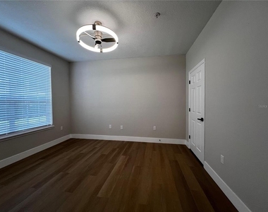 13102 Mulberry Park Drive - Photo Thumbnail 14