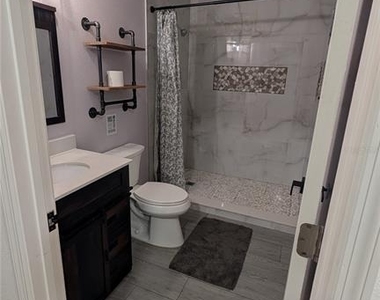18312 Holister Rd - Photo Thumbnail 9