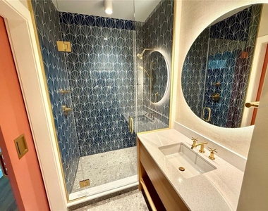 3151 Sunset Walk Drive - Photo Thumbnail 20