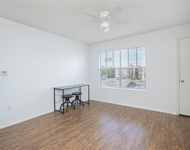 2206 Antigua Place - Photo Thumbnail 11