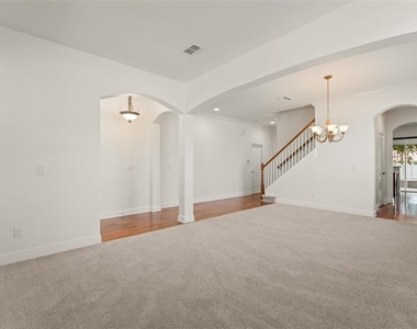 13544 Riggs Way - Photo Thumbnail 9
