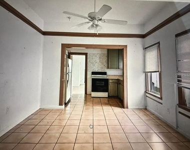 941 Lakeview Road - Photo Thumbnail 18