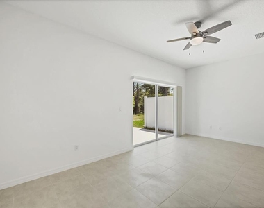 15024 Cuzcorro Court - Photo Thumbnail 16