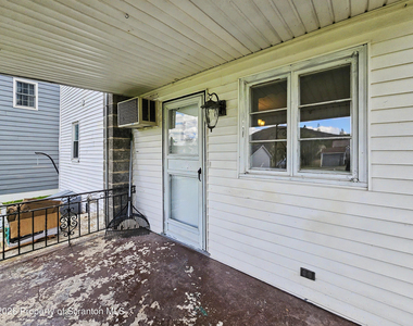 814 Price Street - Photo Thumbnail 13