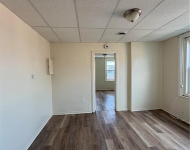 1218 Mechanic Street - Photo Thumbnail 1
