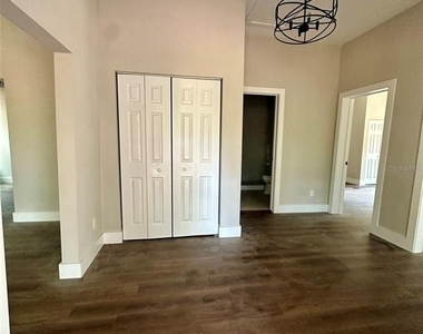 13647 Ne 141st Drive - Photo Thumbnail 8