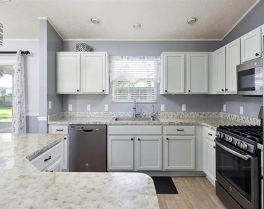 104 Cherry Blossom Lane - Photo Thumbnail 4