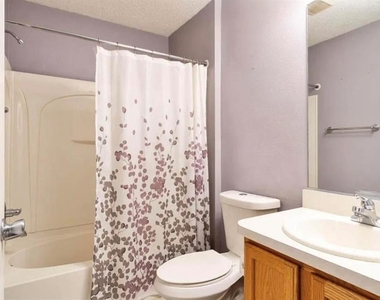 104 Cherry Blossom Lane - Photo Thumbnail 10