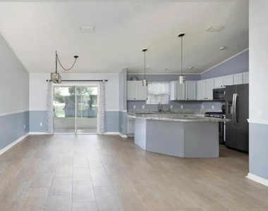 104 Cherry Blossom Lane - Photo Thumbnail 6