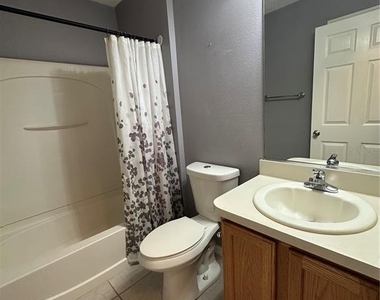 104 Cherry Blossom Lane - Photo Thumbnail 14