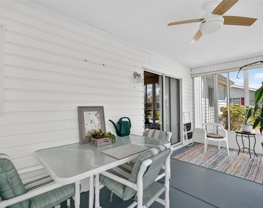 17551 Se 96th Court - Photo Thumbnail 8