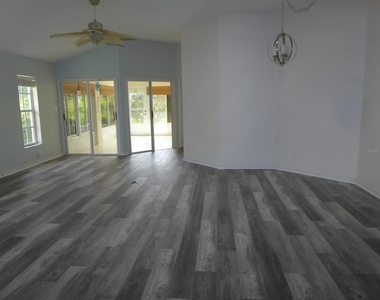 21721 King Richards Way - Photo Thumbnail 4