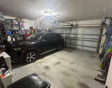 11612 Armada Way - Photo Thumbnail 14