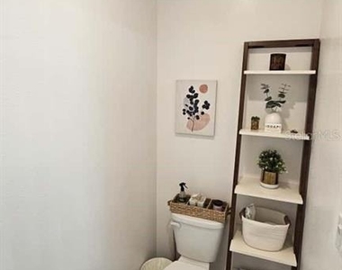 11612 Armada Way - Photo Thumbnail 5