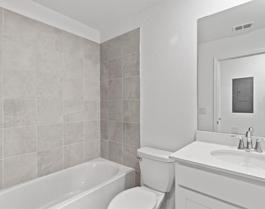 12440 Wellen Golf Street - Photo Thumbnail 28