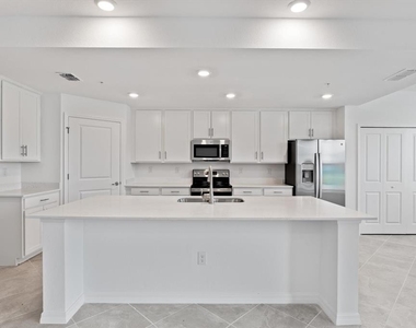 12440 Wellen Golf Street - Photo Thumbnail 7