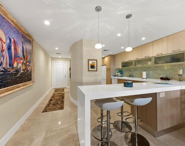 5757 Gulf Of Mexico Drive - Photo Thumbnail 19