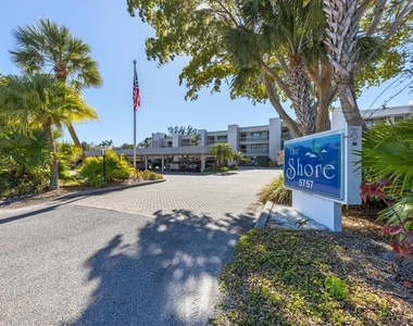 5757 Gulf Of Mexico Drive - Photo Thumbnail 9