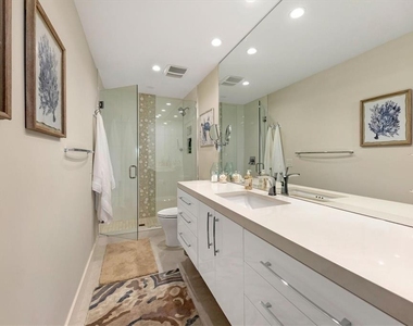 5757 Gulf Of Mexico Drive - Photo Thumbnail 32