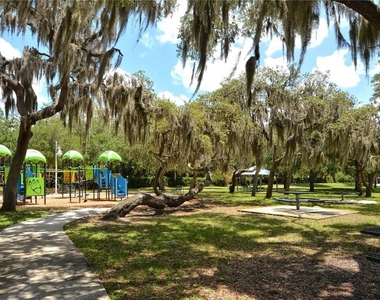 1709 N Tamiami Trail - Photo Thumbnail 32