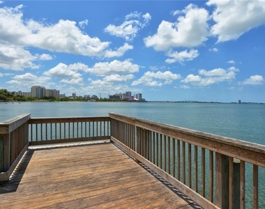 1709 N Tamiami Trail - Photo Thumbnail 34