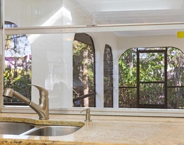 5151 Oakmont Place - Photo Thumbnail 11