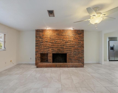 5151 Oakmont Place - Photo Thumbnail 15