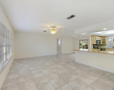 5151 Oakmont Place - Photo Thumbnail 5