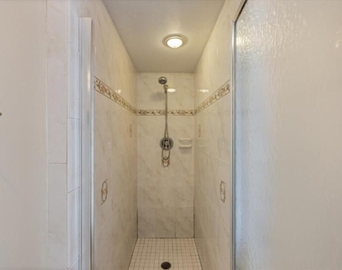 5151 Oakmont Place - Photo Thumbnail 22