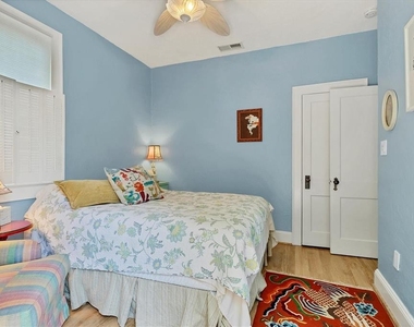 1676 Oak Street - Photo Thumbnail 19