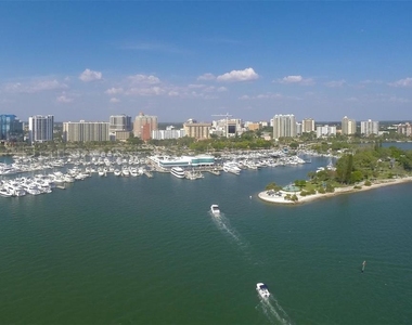 1676 Oak Street - Photo Thumbnail 44