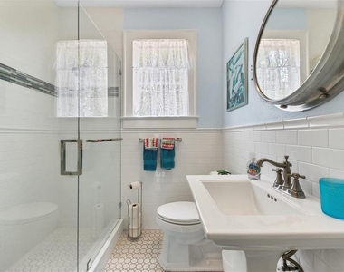 1676 Oak Street - Photo Thumbnail 17