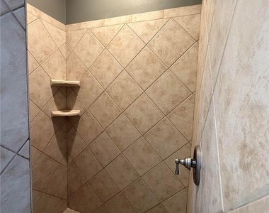9243 13th Avenue Circle Nw - Photo Thumbnail 16