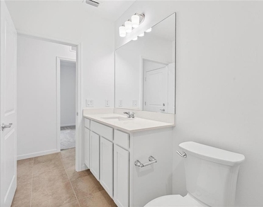 6560 Silverstar Drive - Photo Thumbnail 21
